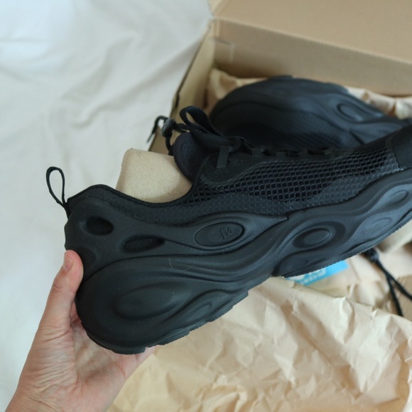 Merrell Sneaker Hydro Next Gen Hiker / Triple Black / Mens US 10.5 / NEW - Picture 3 of 8
